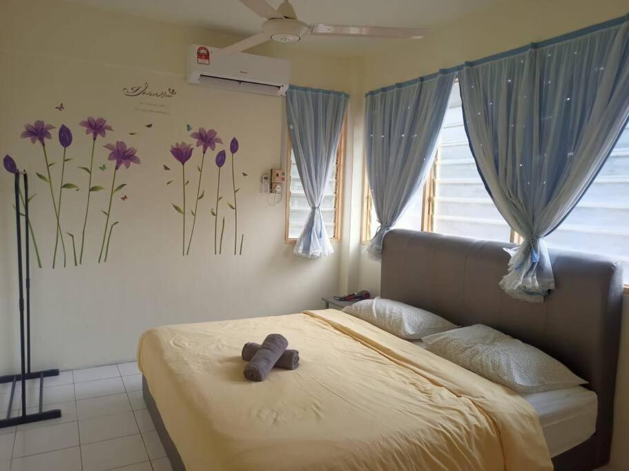 Fuji Apartment Bayan Lepas